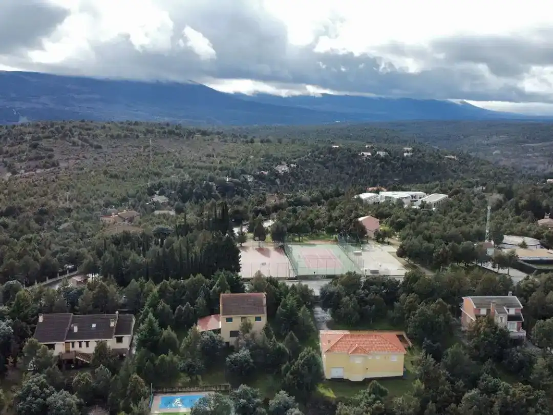 Casa o xalet en venda en Duruelo amb Piscina