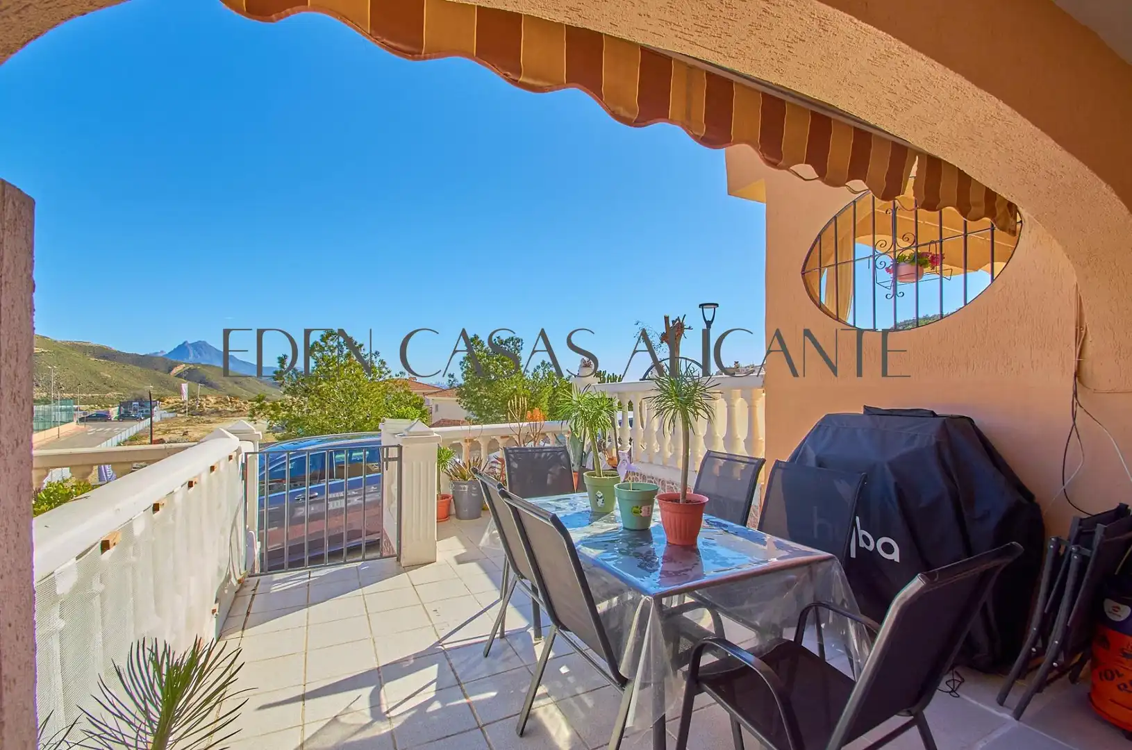 Terraza de Casa adosada en venta en El Campello con Aire acondicionado, Jardín privado y Terraza