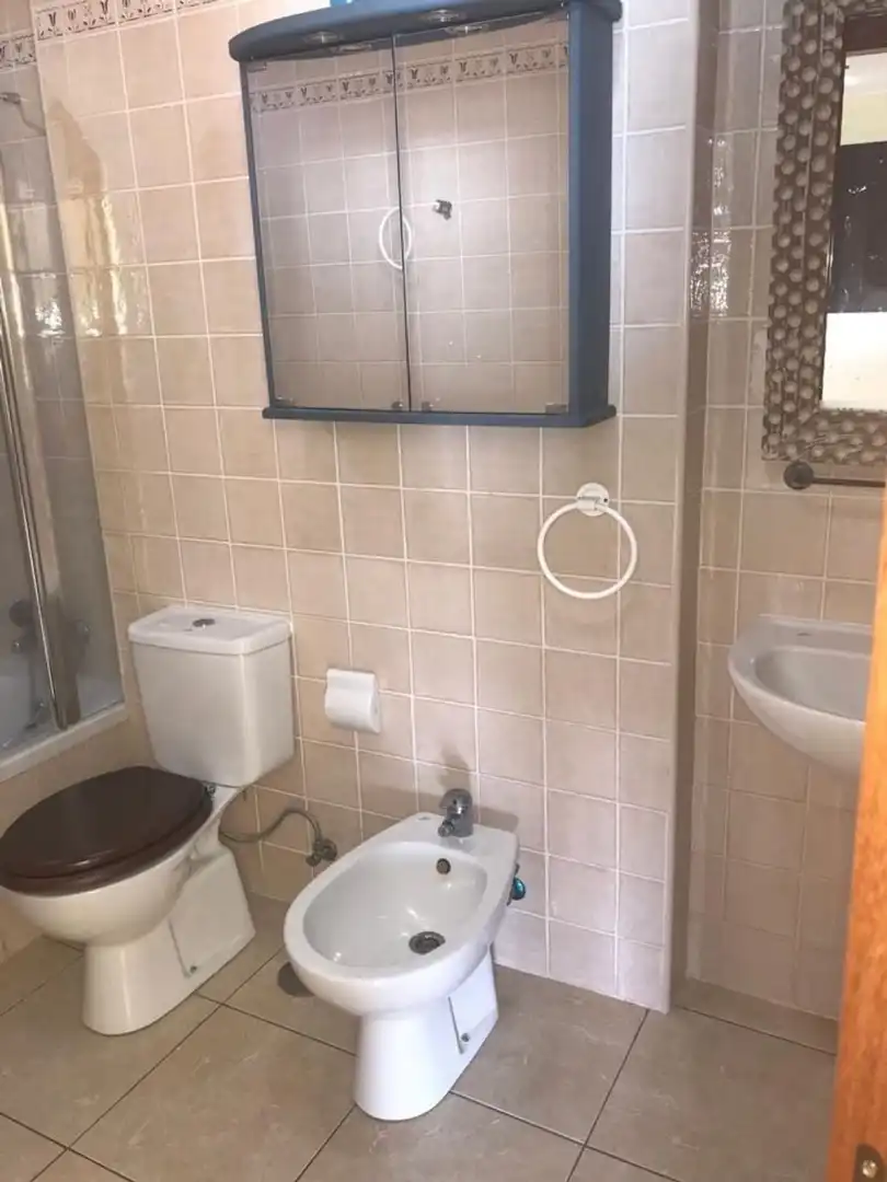 Bany de Pis en venda en Adeje amb Aire condicionat