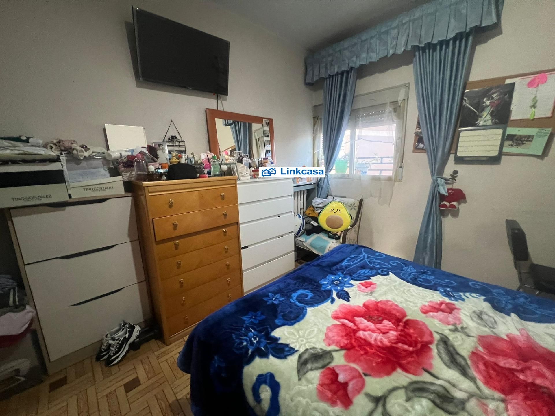 Habitación de Piso en venta en  Madrid Capital con Aire acondicionado y Calefacción