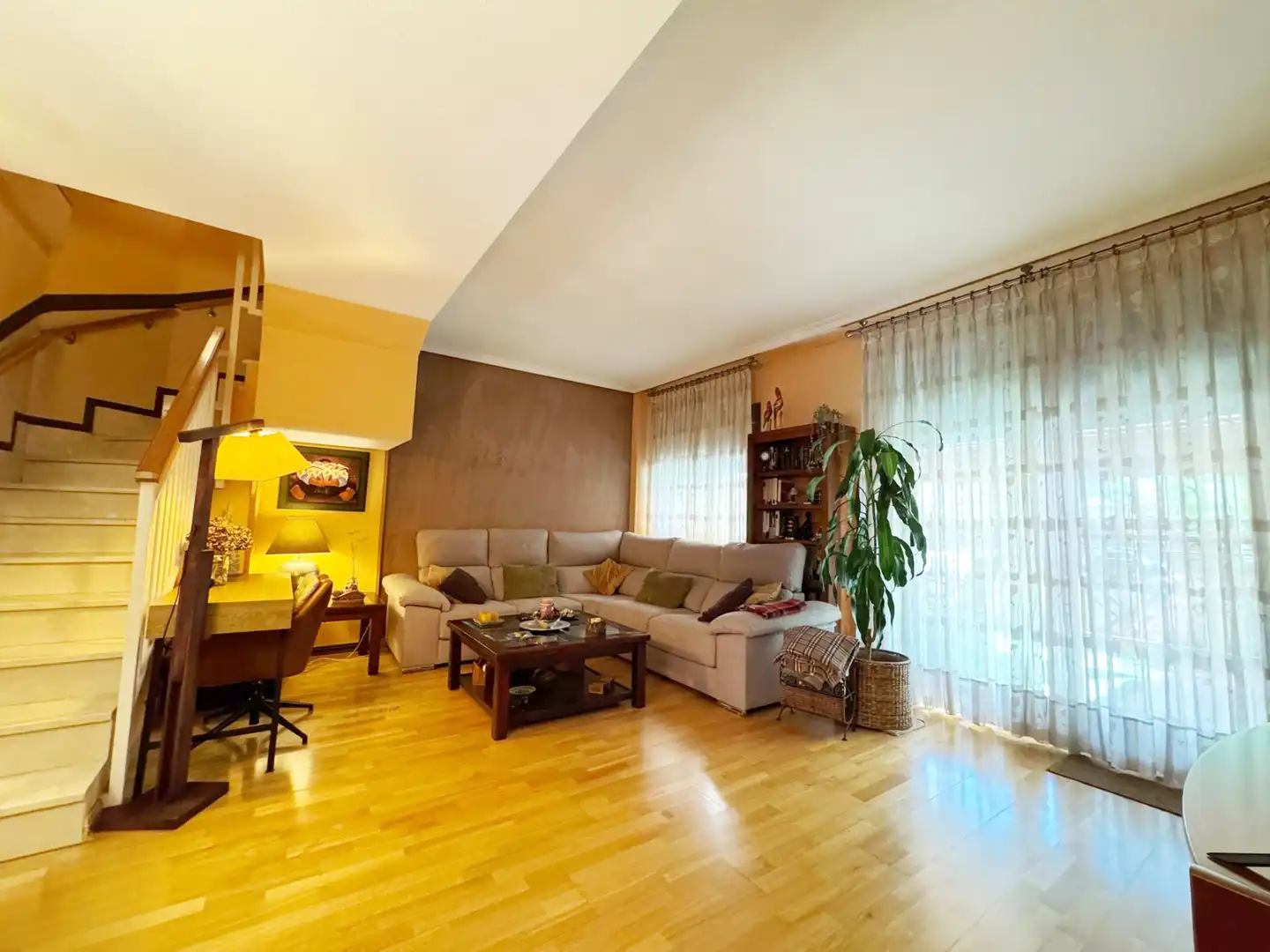 Sala d'estar de Pis en venda en Madrid amb Calefacció, Terrassa i Traster