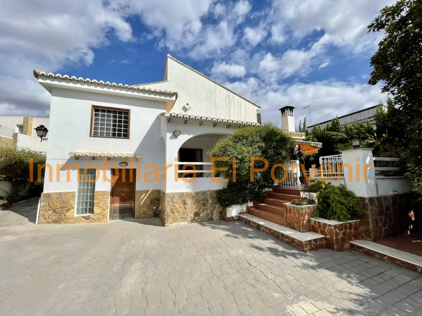 Vista exterior de Casa o chalet en venta en Torrent con Aire acondicionado, Calefacción y Jardín privado