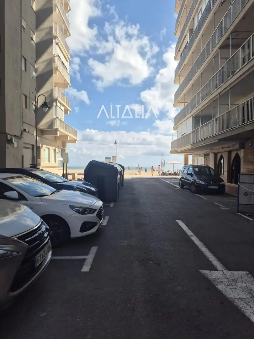 Flat with lift for sale in El Perelló, imagen 3