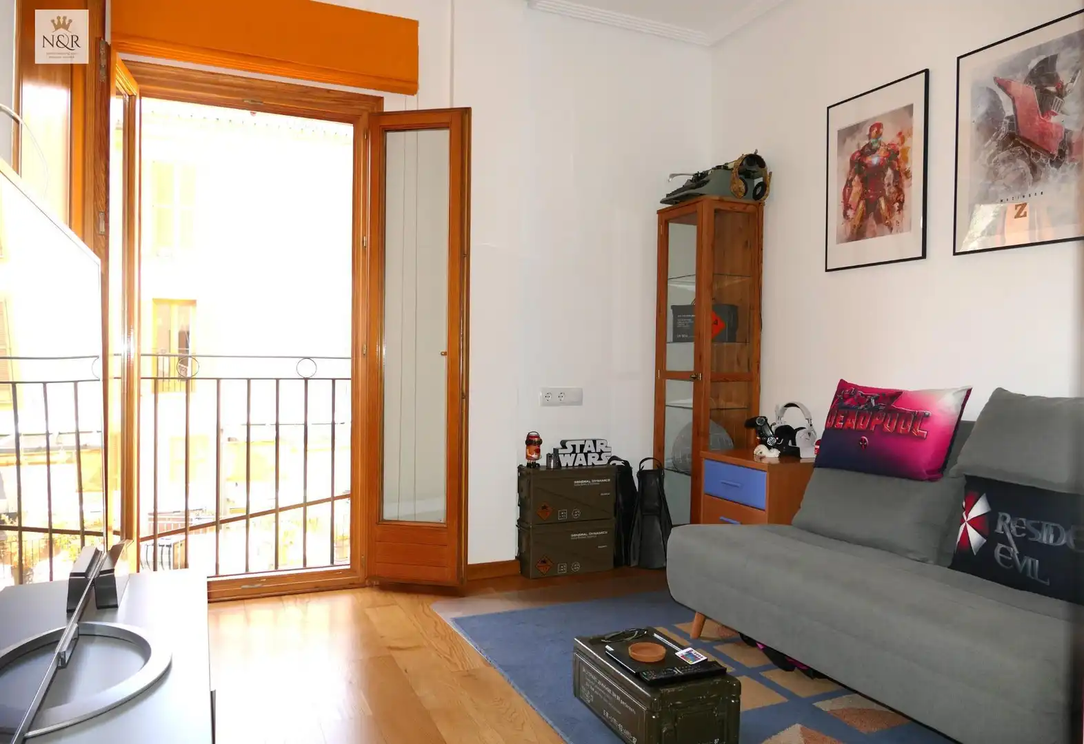 Living room of Flat for sale in Alaró  with Air Conditioner, Parquet flooring and Furnished
