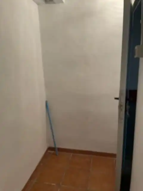 Storage room for rent in Sur