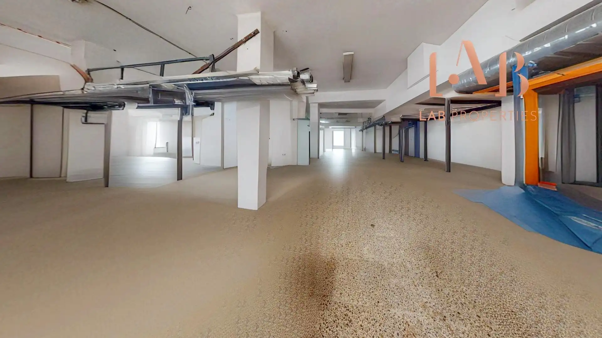 Gewerbefläche zum Verkauf in Carrer COTLLIURE, imagen 8