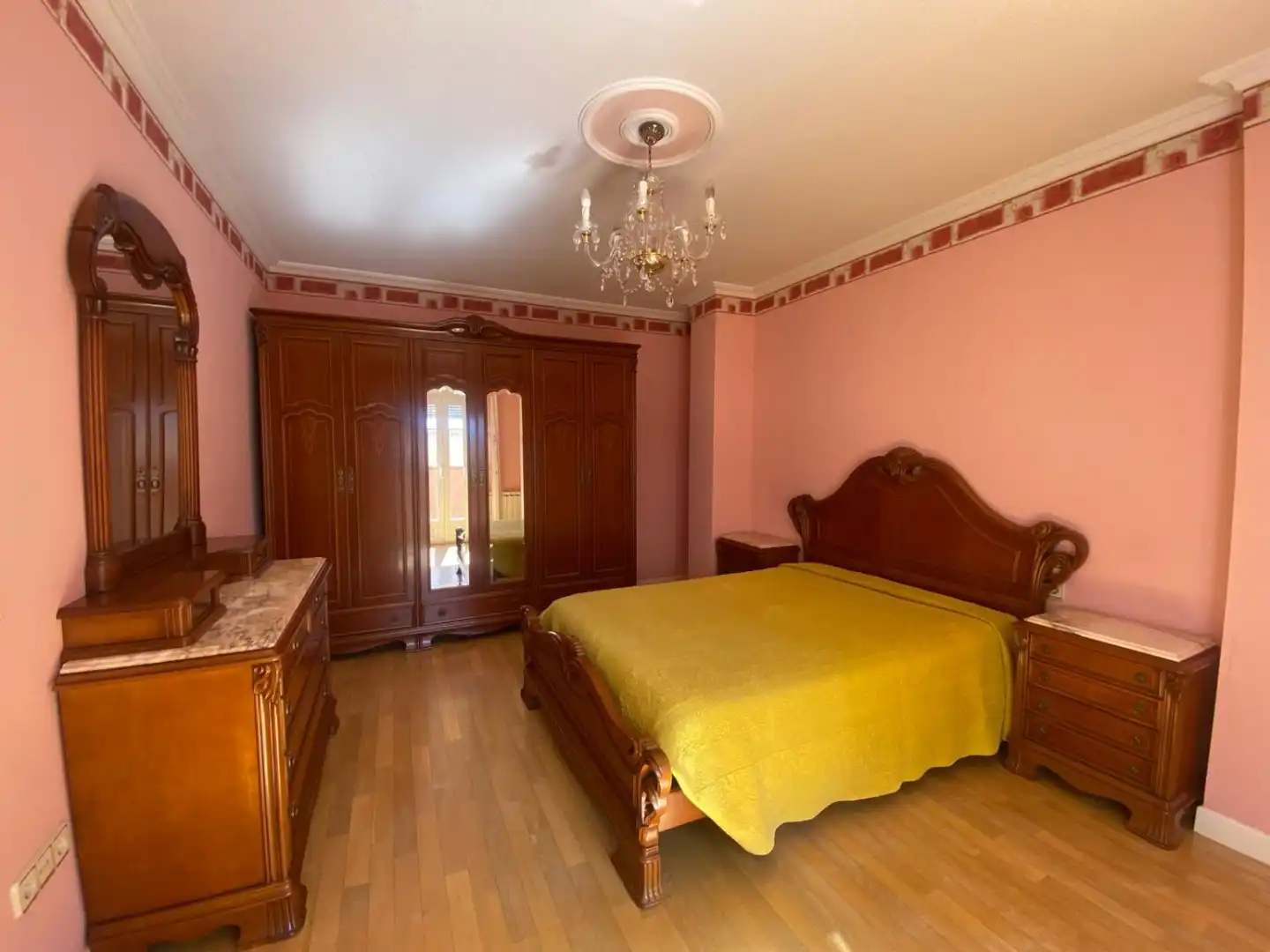 Habitación de Piso en venta en Valdepeñas con Aire acondicionado, Calefacción y Parquet
