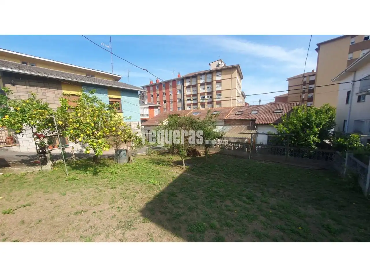 Houses for sale in Corvera de Asturias  with Heating, Parquet flooring and Furnished