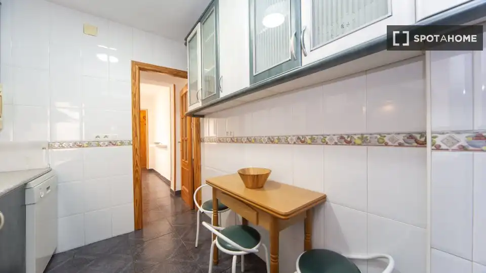 Room in Barrio de Zaidín