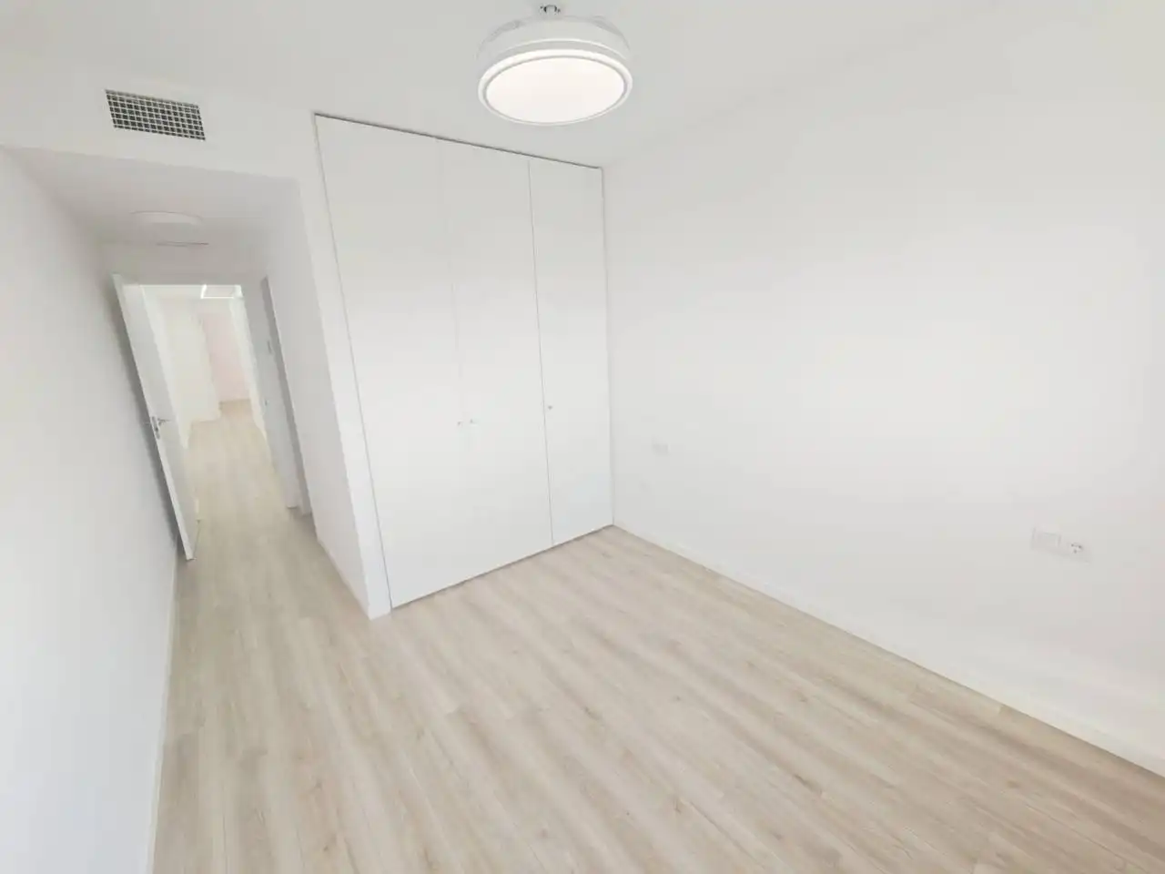 Schlafzimmer von Wohnung zur Miete in Murcia mit Terrasse, Abstellraum und Balkon