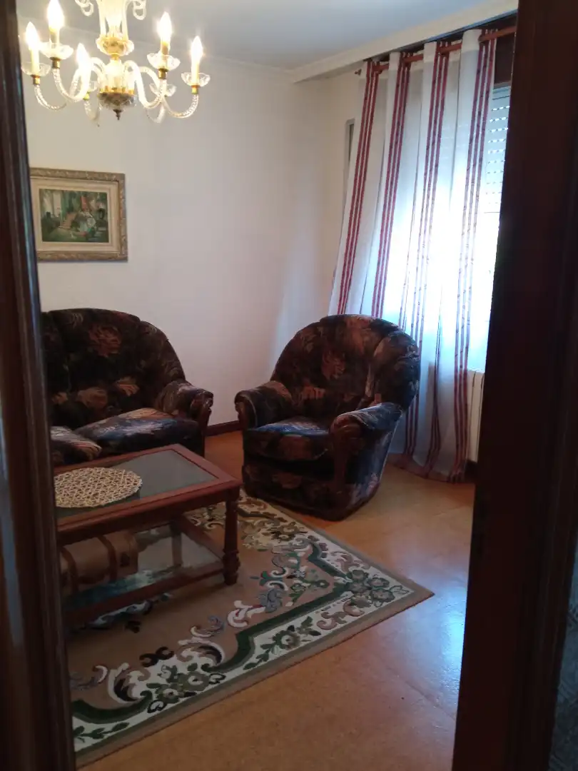 Sala d'estar de Casa o xalet en venda en Cambados amb Calefacció, Jardí privat i Traster