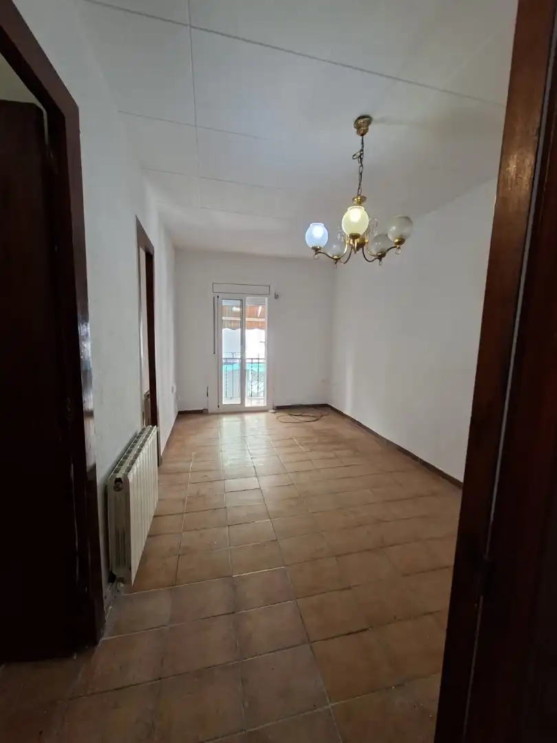 Living room of Flat for sale in L'Hospitalet de Llobregat  with Heating, Oven and Balcony