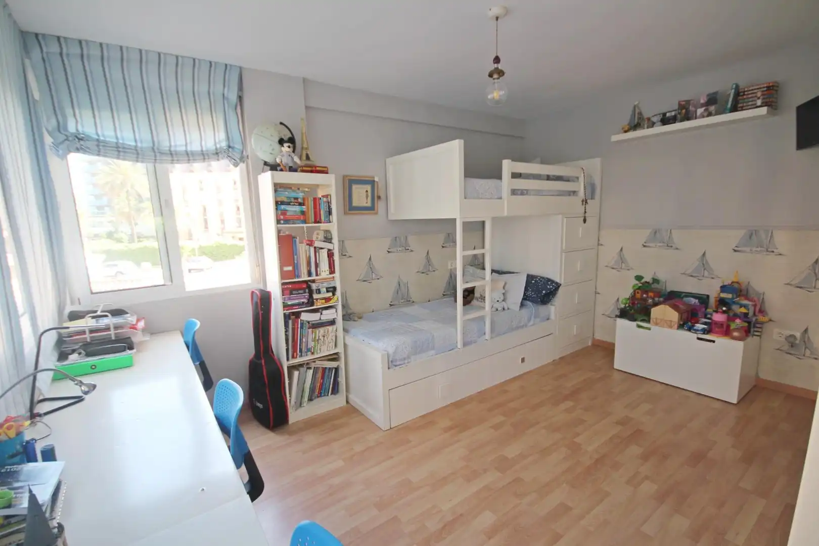Dormitori de Pis en venda en Torremolinos amb Aire condicionat, Calefacció i Jardí privat