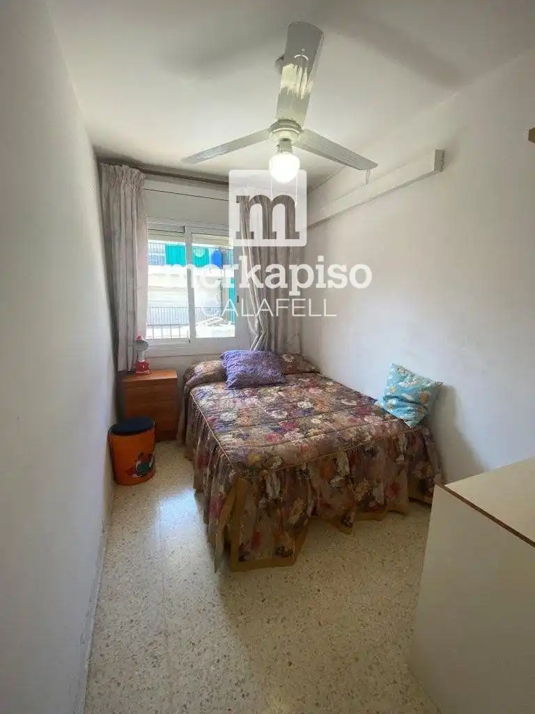 Habitación de Piso en venta en Calafell con Calefacción, Terraza y Trastero
