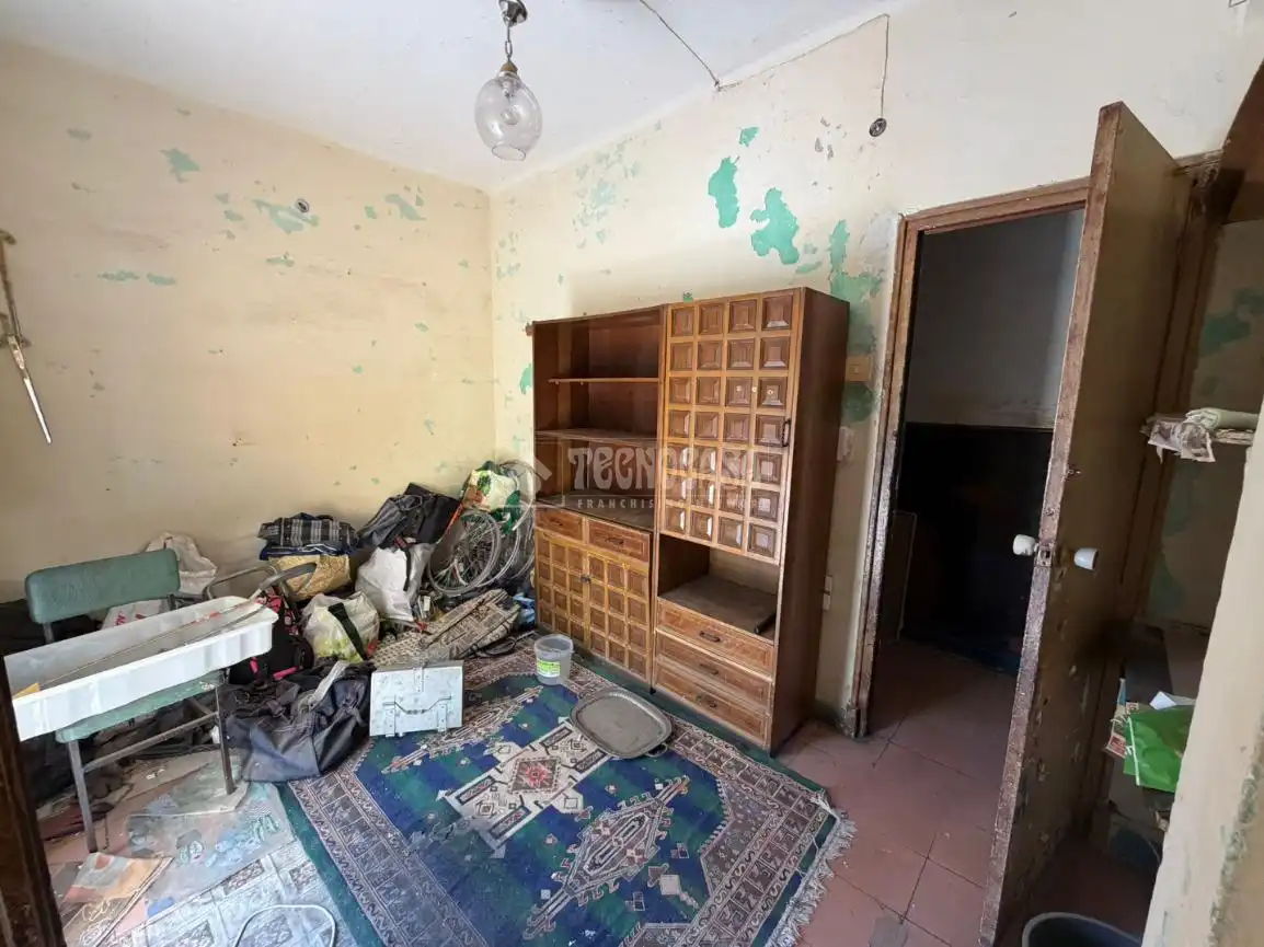 Piso en venta en Linares con Balcón