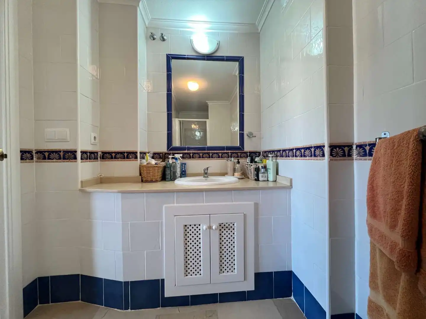 Bathroom of Apartments for sale in Orihuela  with Air Conditioner, Terrace and Swimming Pool