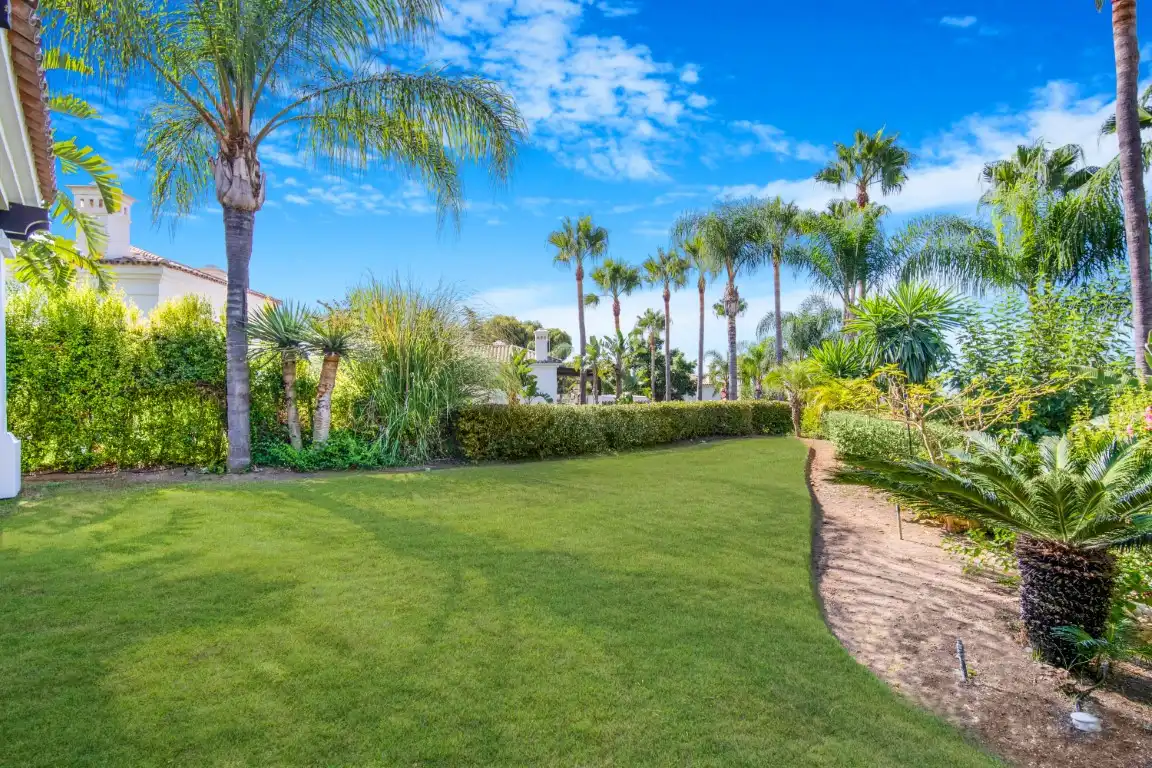 Casa con piscina en venta en Milla de Oro, imagen 6