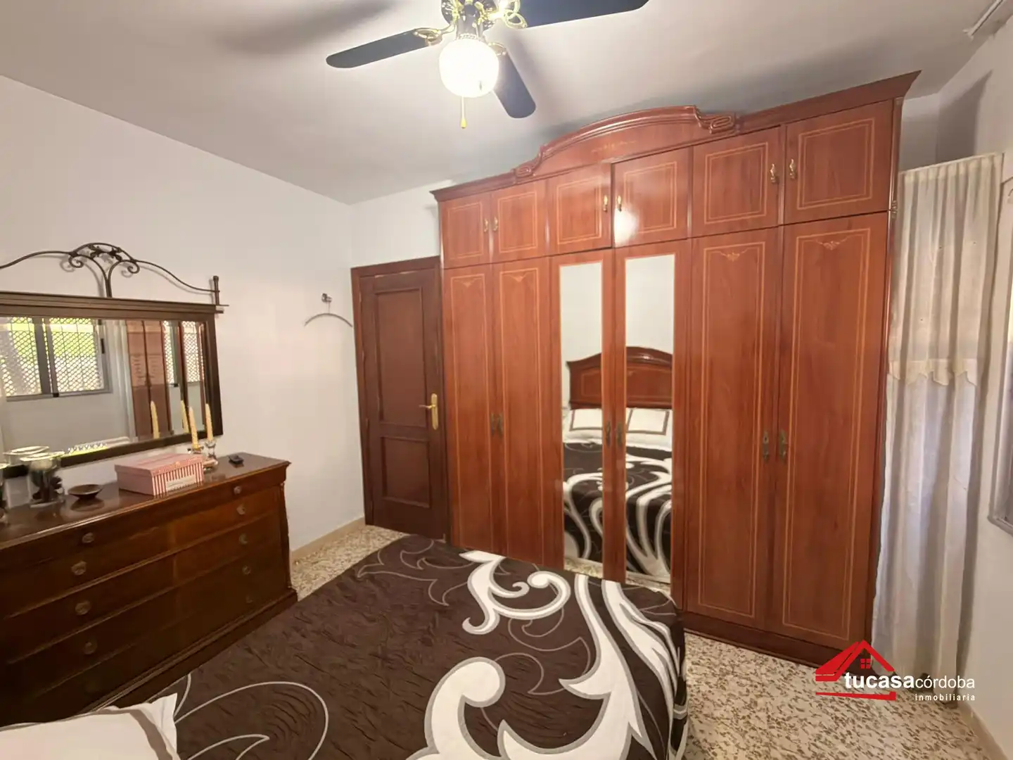 Habitación de Piso en venta en Córdoba con Aire acondicionado, Trastero y Amueblado