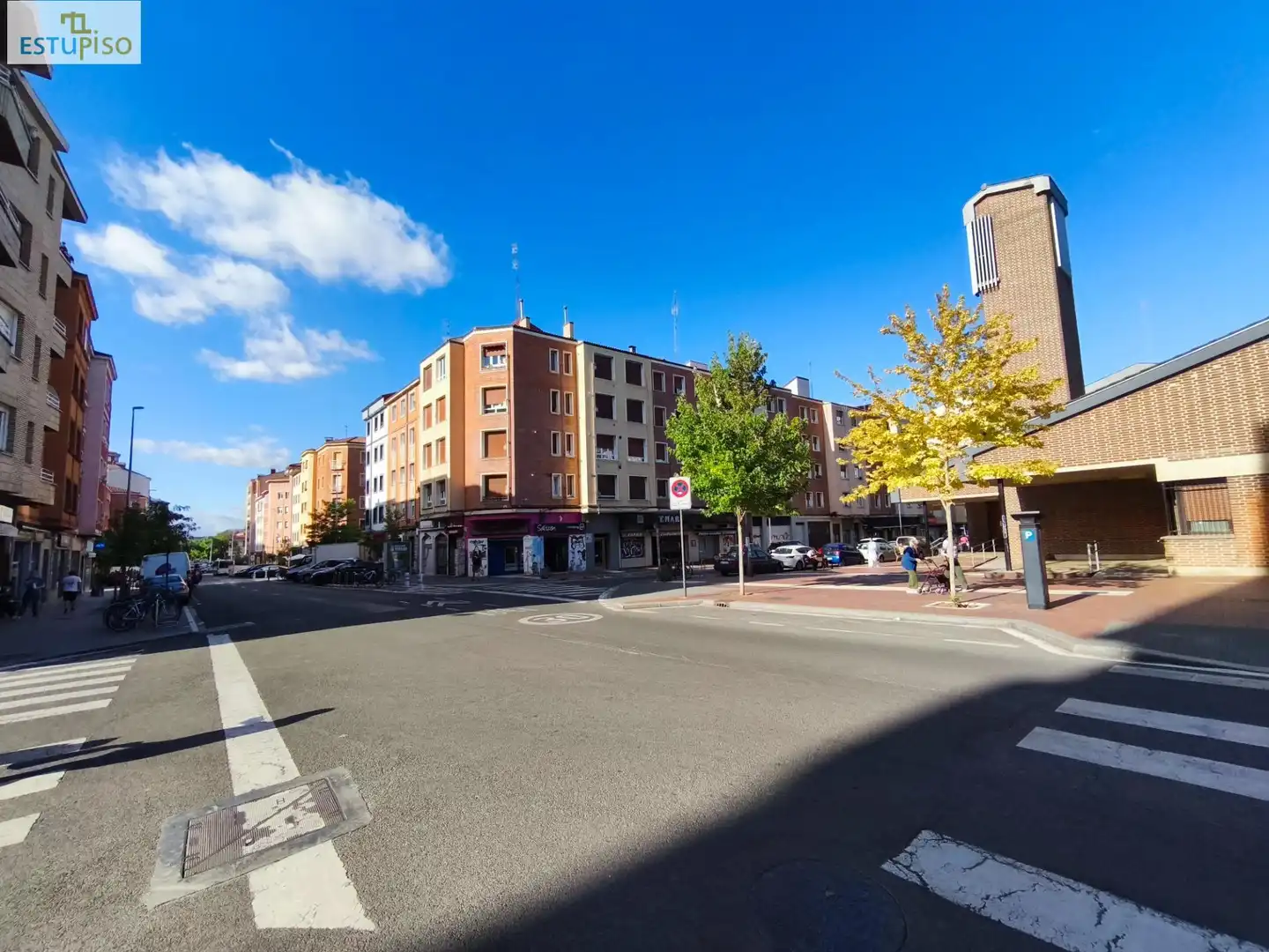 Vista exterior de Piso en venta en Vitoria - Gasteiz con Calefacción, Parquet y Terraza