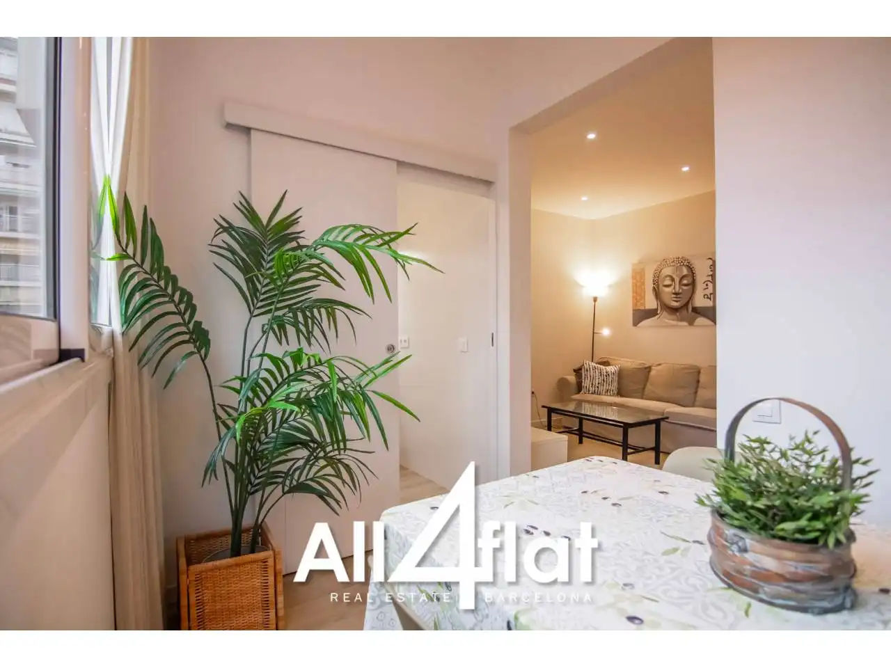 Bedroom of Flat for rent in Barcelona  with Furnished and Alarm