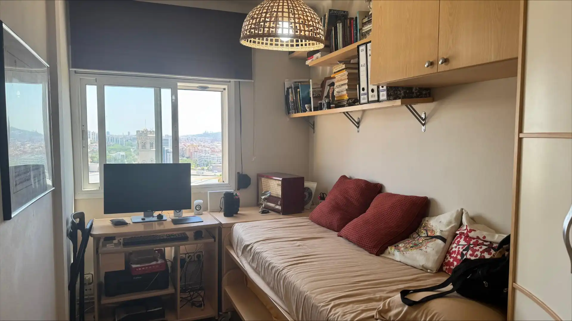 Schlafzimmer von Wohnung zum Verkauf in Cornellà de Llobregat mit Klimaanlage, Heizung und Parkett
