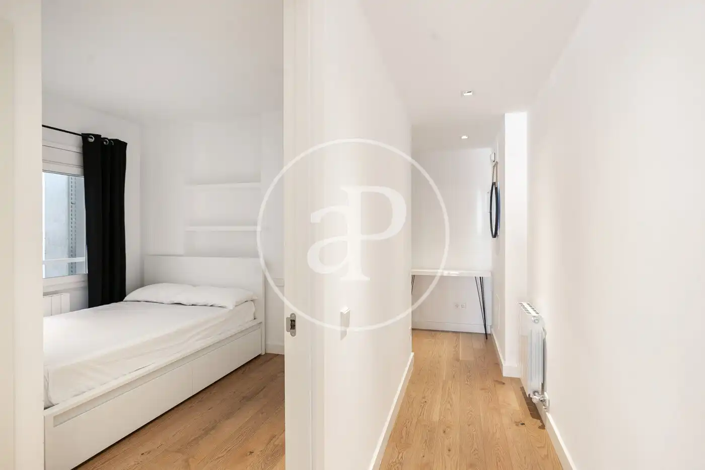 Schlafzimmer von Wohnung zum Verkauf in Barcelona mit Klimaanlage, Heizung und Terrasse