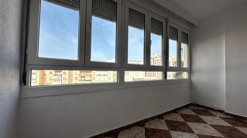 Foto 3 de Piso en venta en Astilleros - La Paz  - Loreto - El Corte Inglés, Cádiz