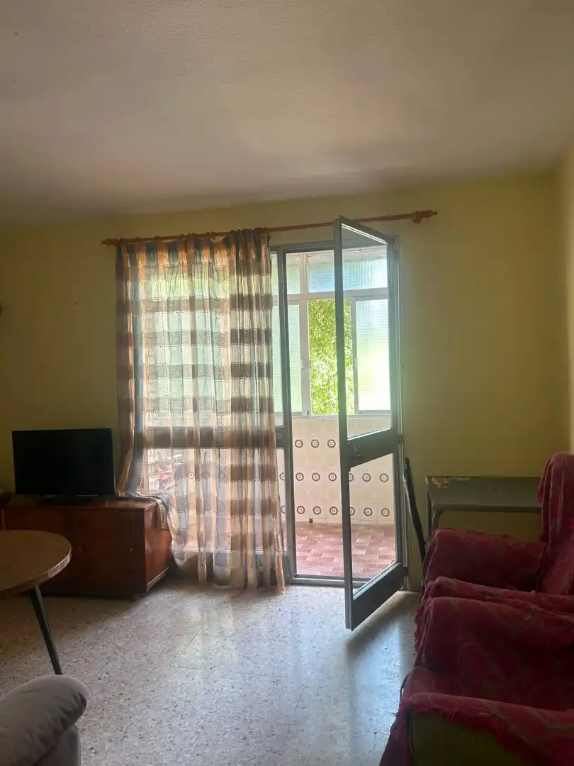 Habitación de Piso en venta en Jaén con Amueblado y Balcón