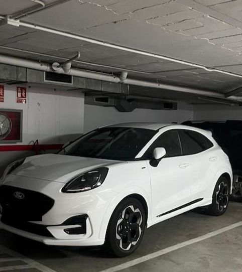 Photo 2 of Garage for rent in Carrer de Sardenya, 63, Puigfred, Badalona
