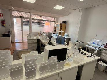 Local comercial en venda a Avenida Ciudad de Melilla