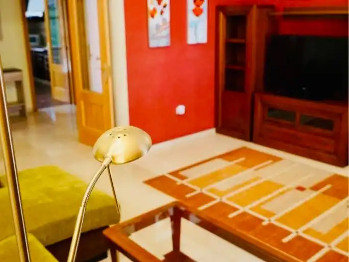 Sala d'estar de Casa o xalet de lloguer en Mairena del Aljarafe amb Aire condicionat, Jardí privat i Piscina