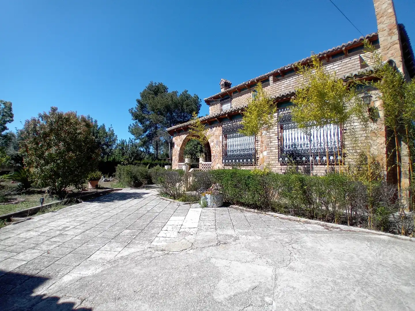 Vista exterior de Casa o chalet en venta en Macastre con Aire acondicionado, Jardín privado y Terraza