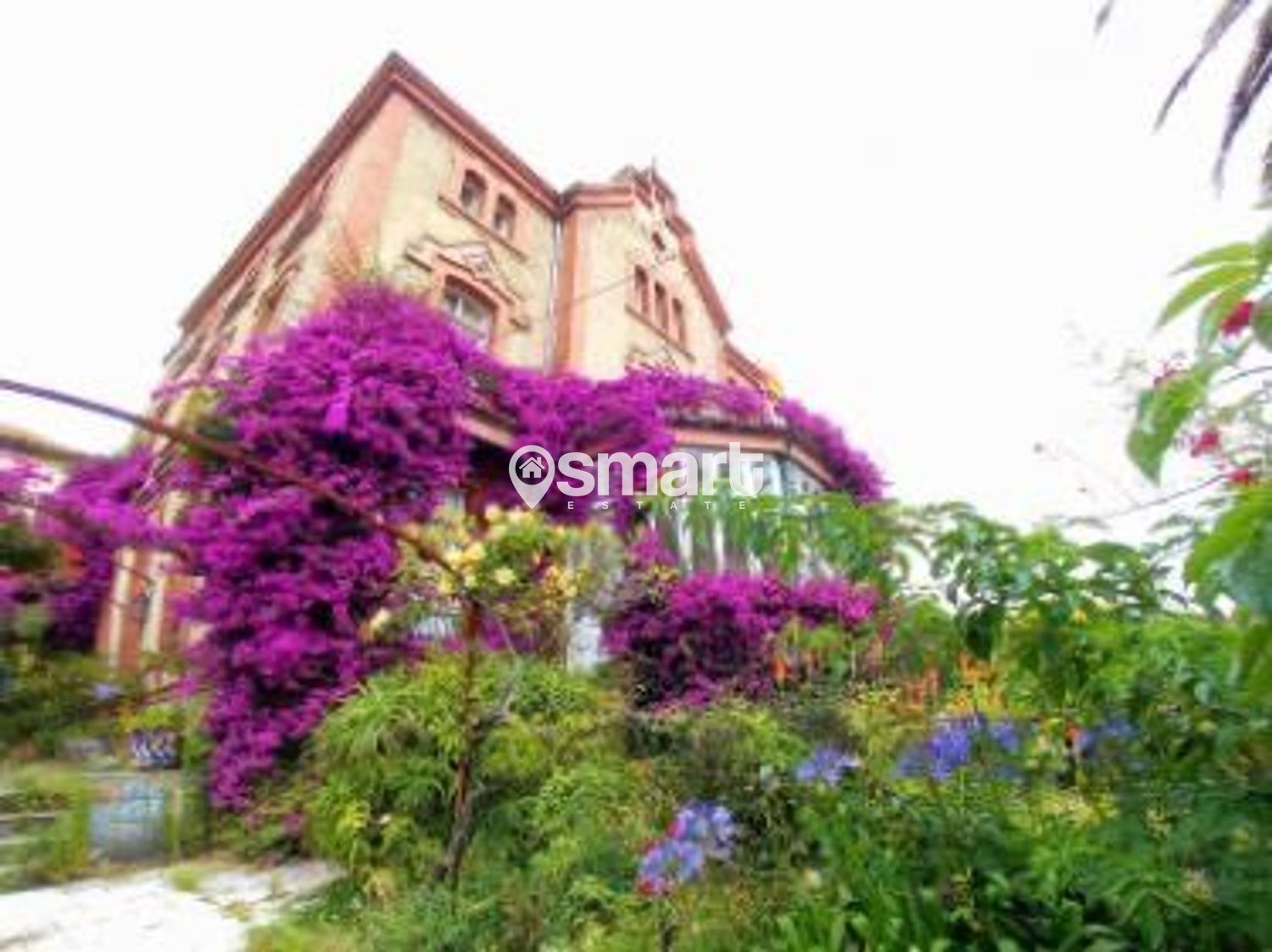 Jardí de Casa o xalet en venda en Avilés amb Terrassa, Traster i Moblat