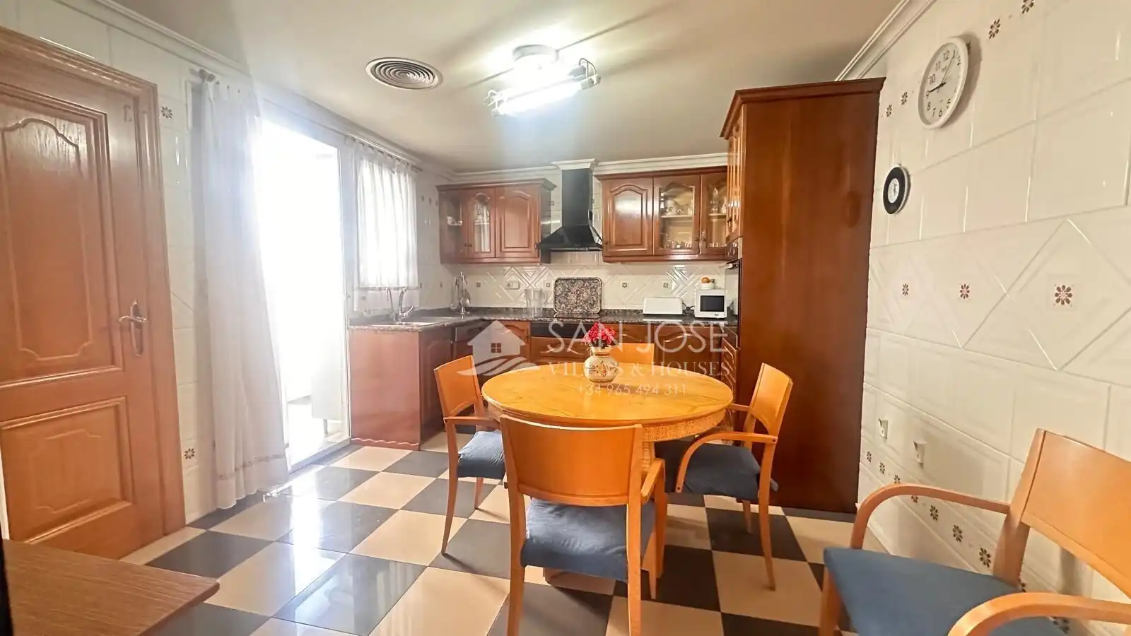 Kitchen of Flat for sale in Aspe  with Air Conditioner and Storage room