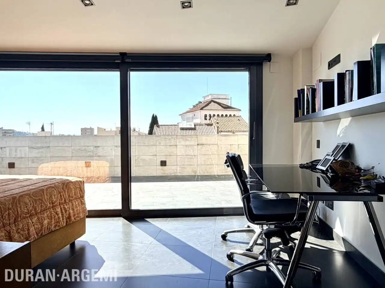 Terrassa de Casa o xalet en venda en Terrassa amb Aire condicionat, Calefacció i Jardí privat
