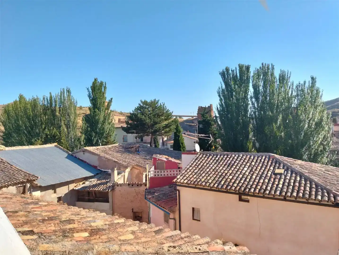 Vista exterior de Pis en venda en Castejón de las Armas amb Moblat, Forn i Rentadora