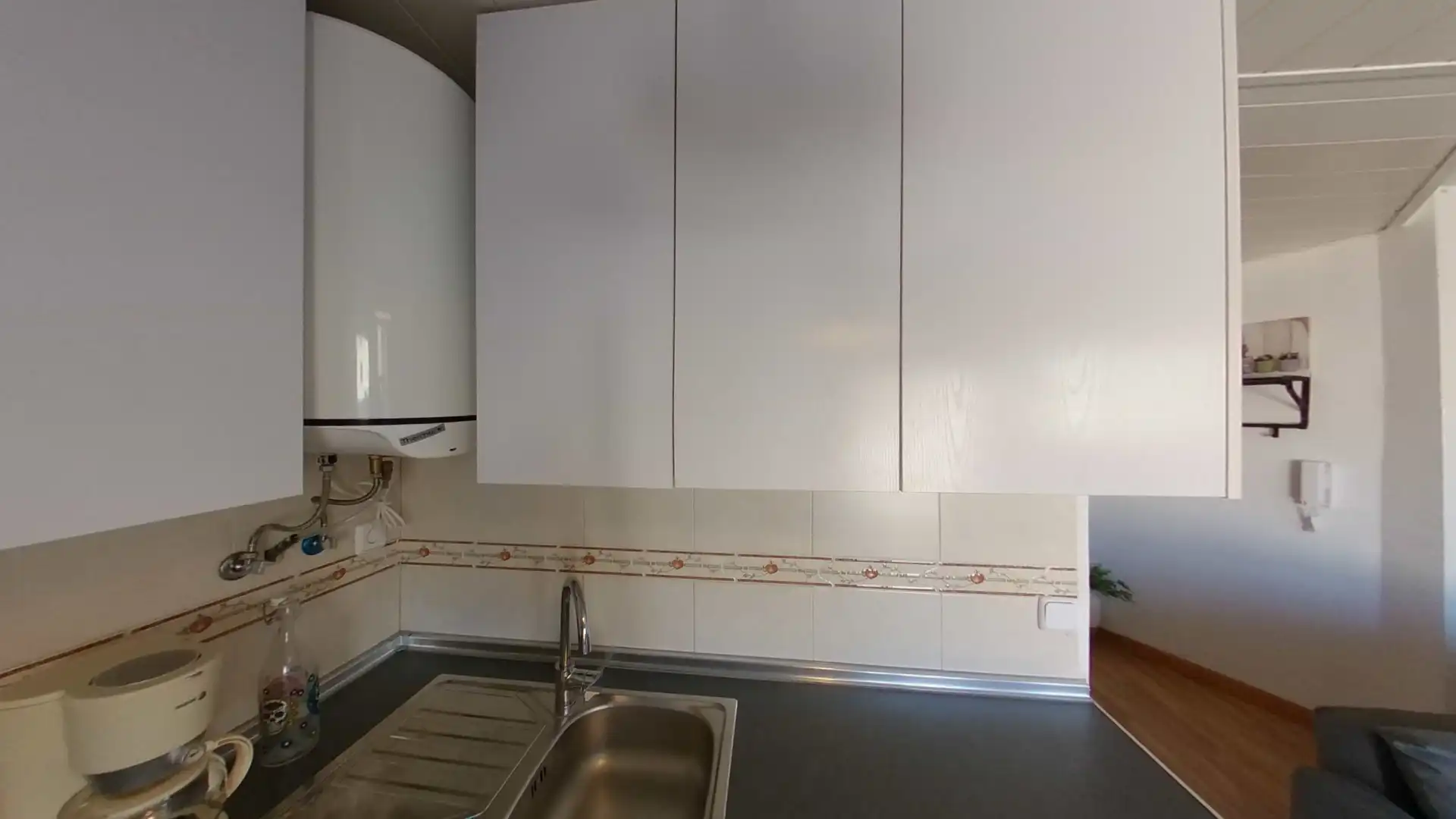 Flat for rent in Calle de Gonzalo Herrero, Valdeacederas