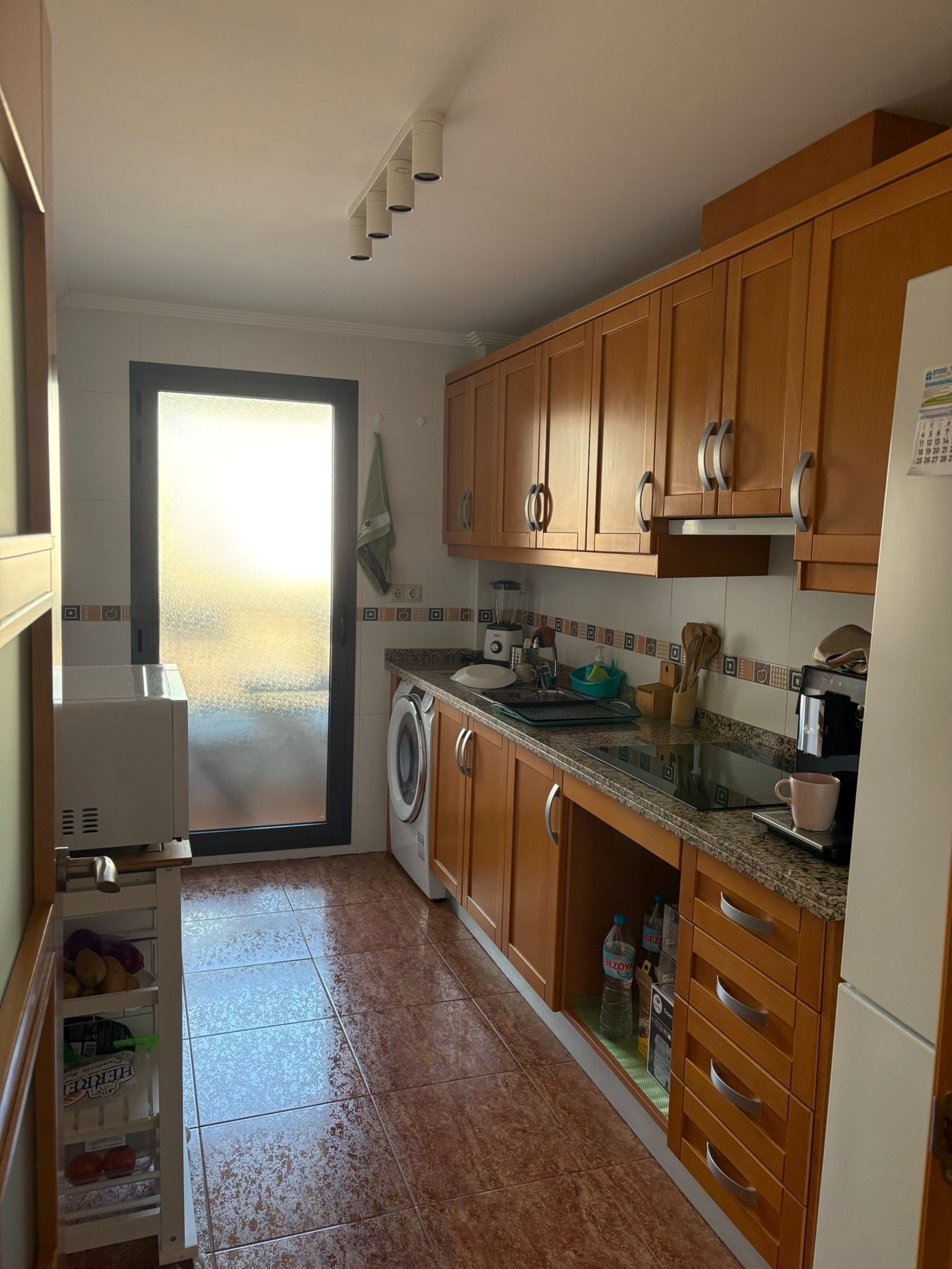 Kitchen of Flat for sale in Petrer  with Air Conditioner, Furnished and Oven