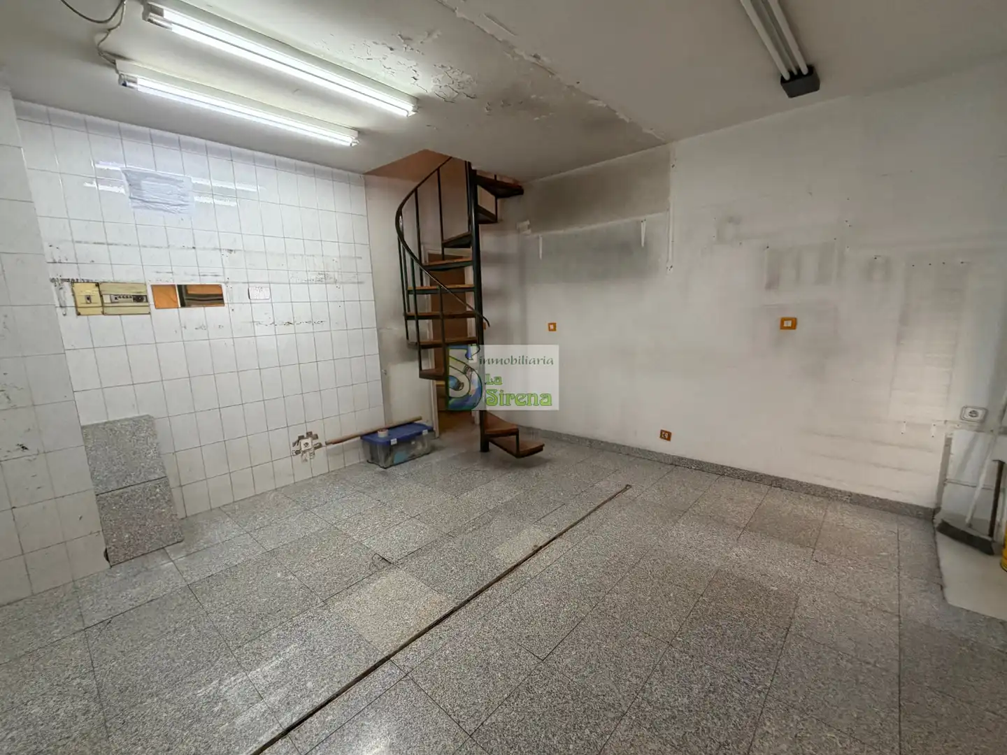 Gewerbefläche zur Miete in Calle Eladio Laredo 7, imagen 6
