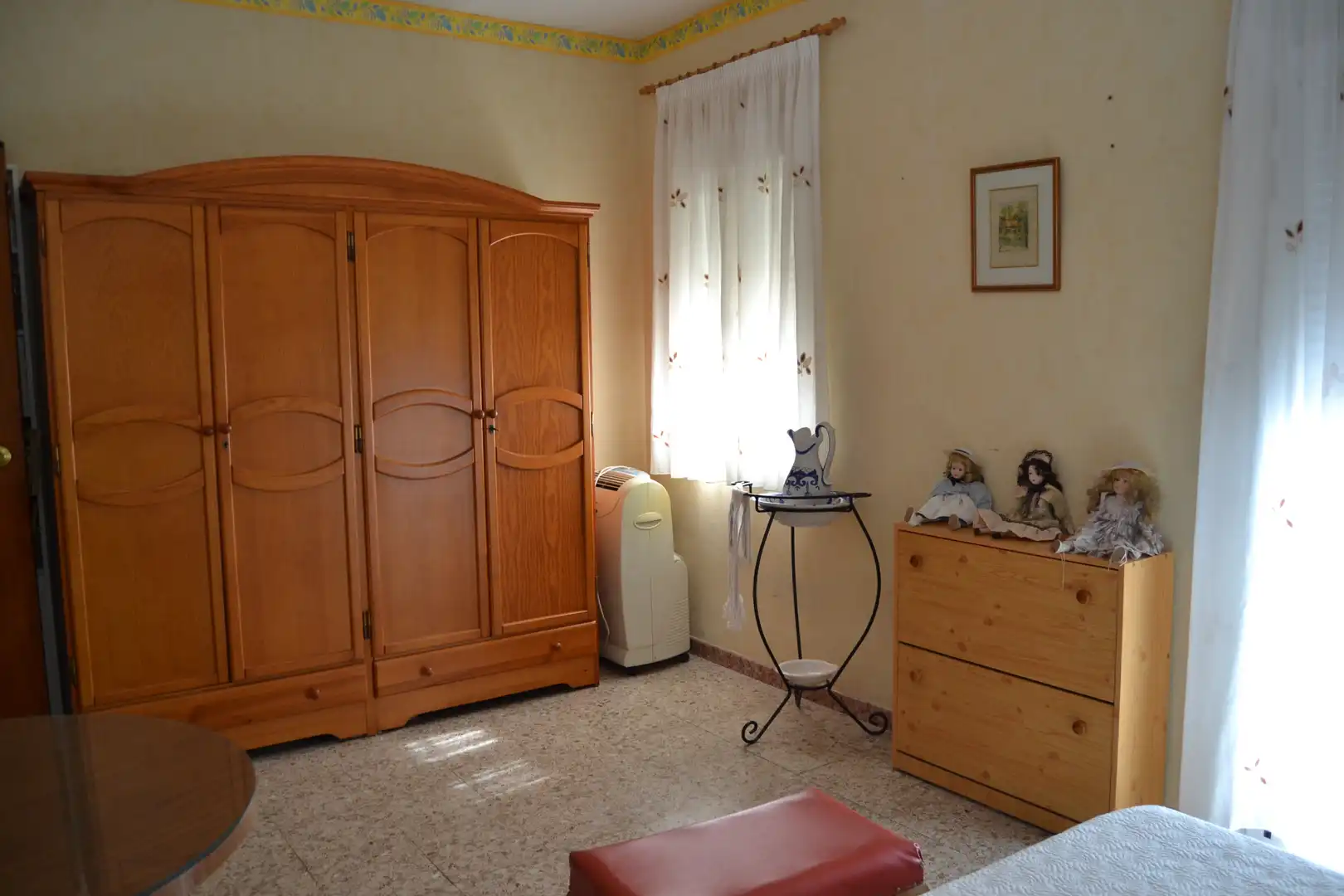 Dormitori de Casa o xalet en venda en Plasencia amb Calefacció, Moblat i Forn