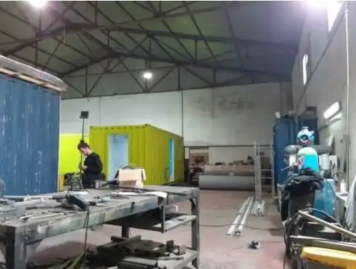Fabrikhallen zum Verkauf in Elche / Elx