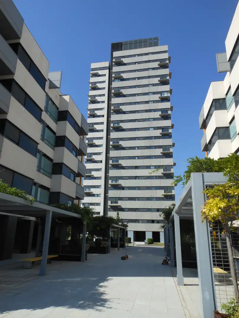 Flat with pool to rent in Calle de Dulce Chacón 37, imagen 3