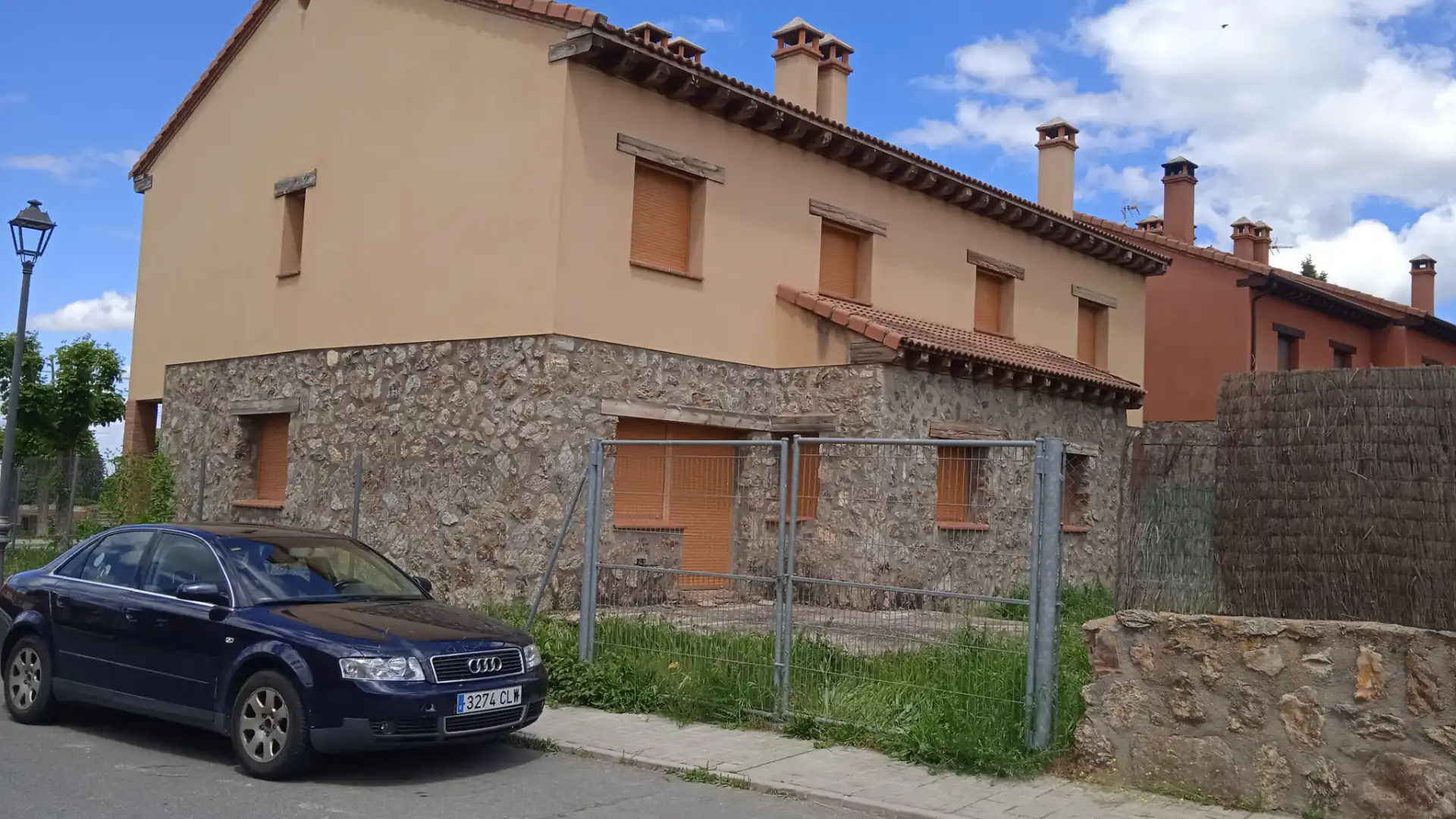 Vista exterior de Casa adosada en venta en La Losa , Segovia