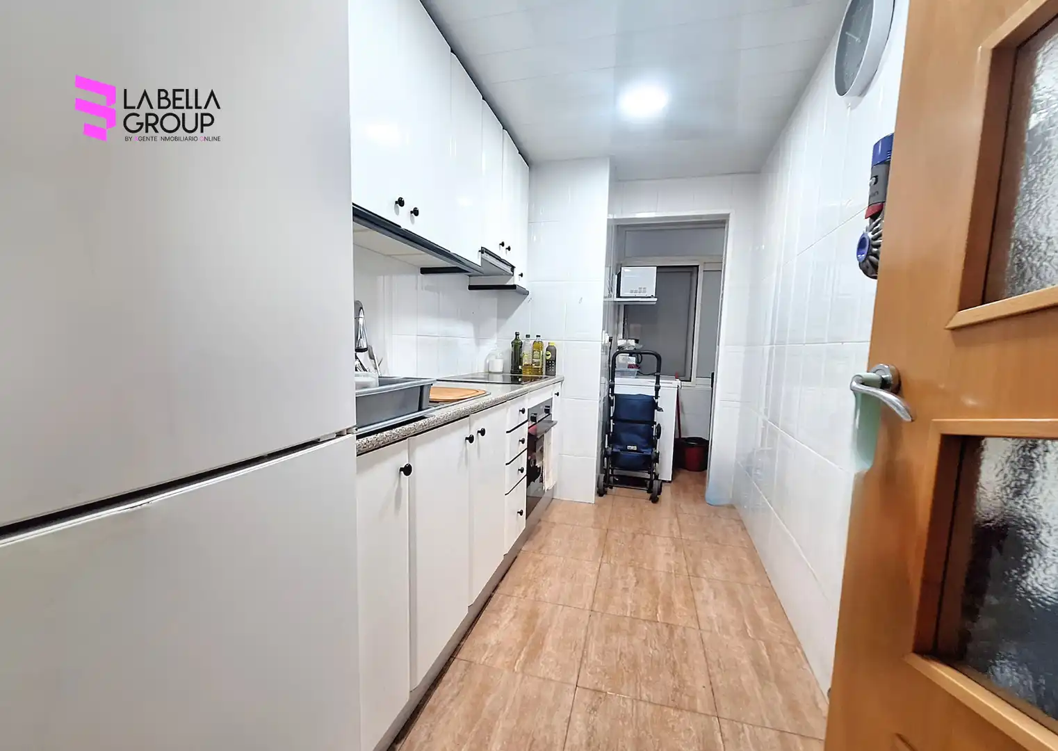 Kitchen of Flat for sale in Viladecans  with Oven and Balcony