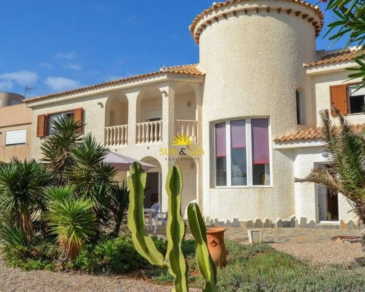 Villa mit Terrasse zur Miete in Playa de las Gaviotas - El Pedrucho, imagen 6