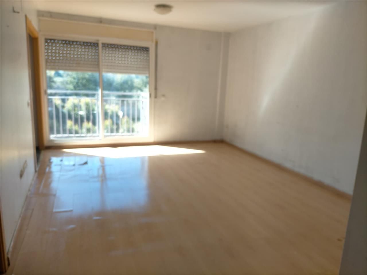 Sala d'estar de Pis en venda en Montbrió del Camp amb Terrassa