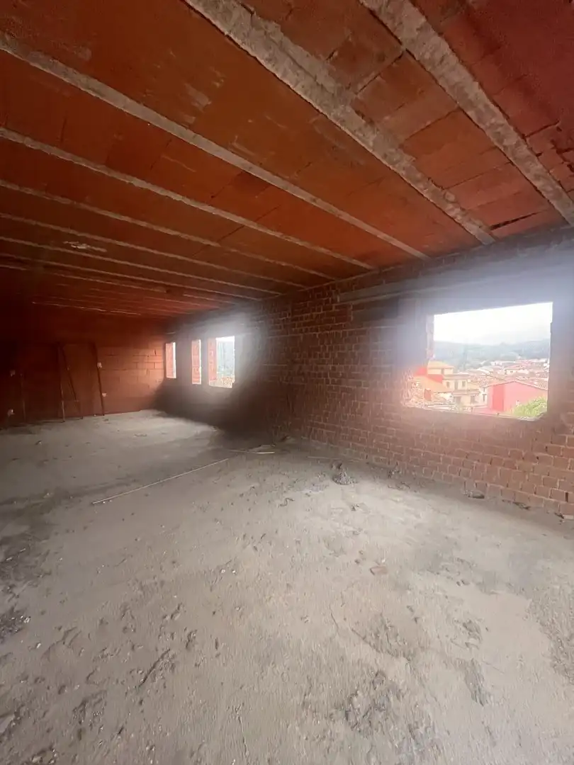 Exterior view of Commercial properties for sale in Jarandilla de la Vera