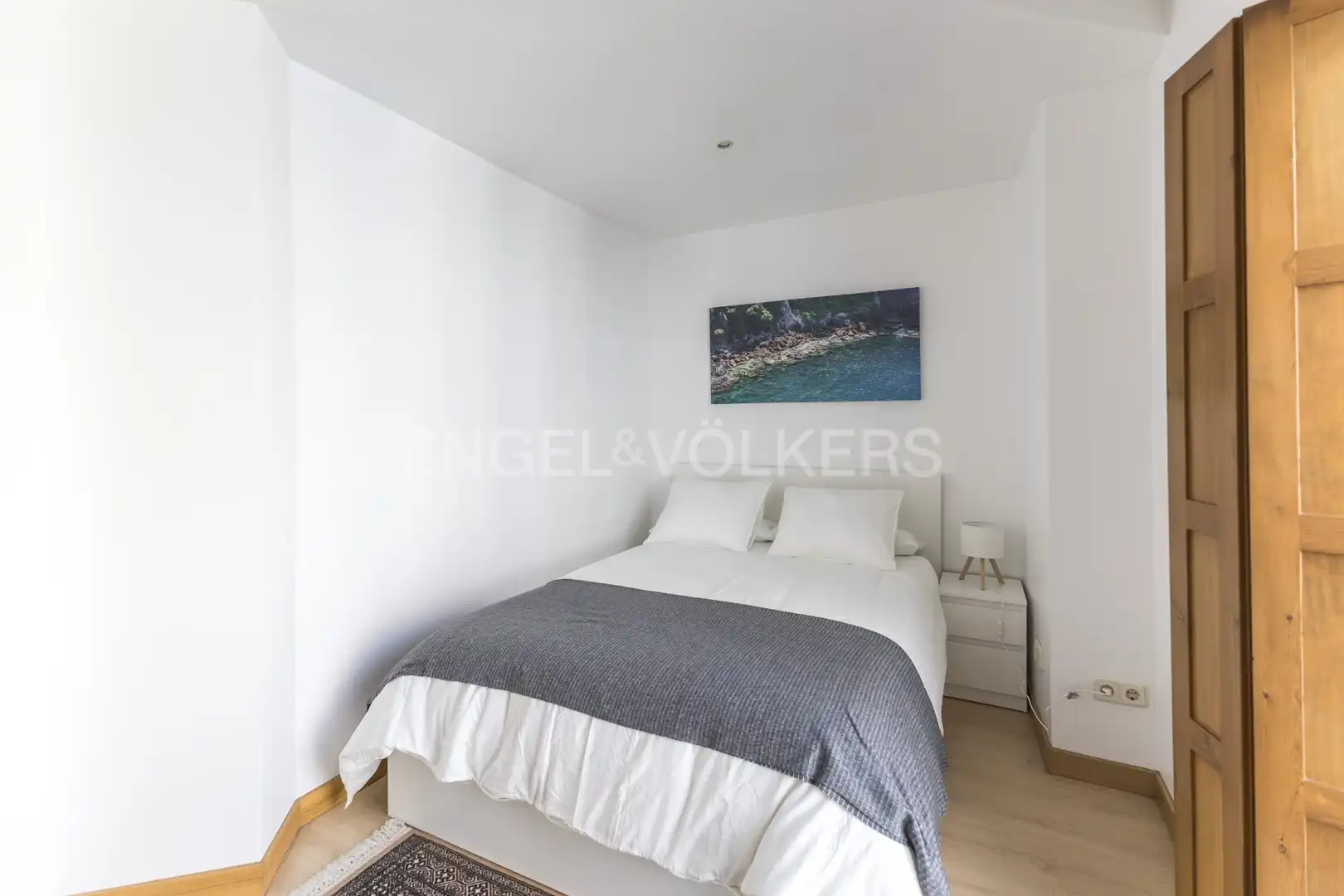 Bedroom of Flat for rent in Madrid  with Air Conditioner, Heating and Furnished