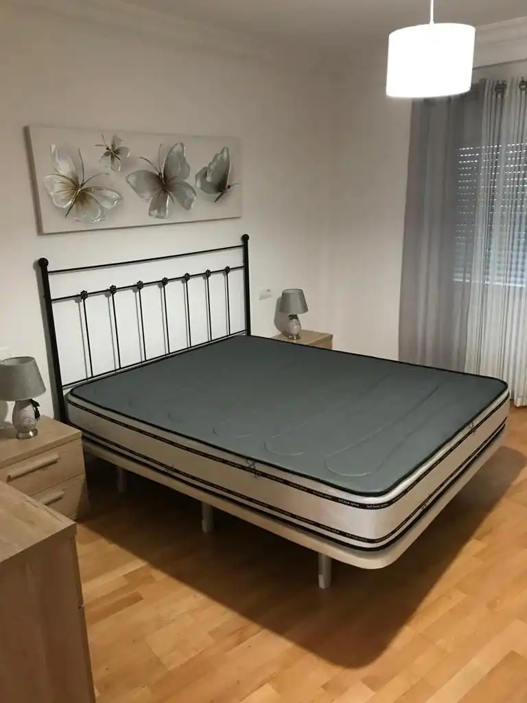 Flat for rent in Carrer de Pere Cabanes, 56, Torrefiel