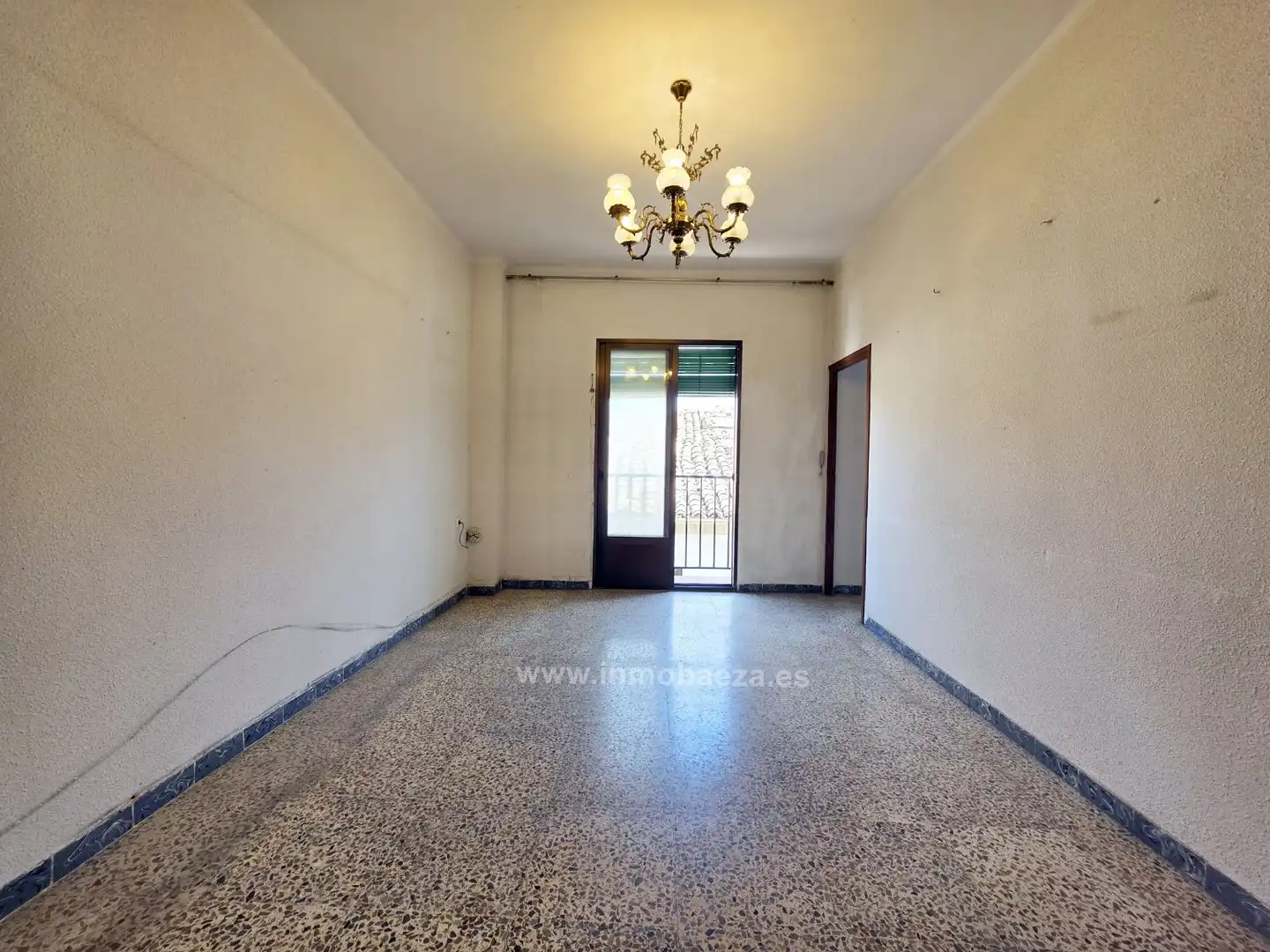 Sala de estar de Piso en venta en Baeza con Trastero y Balcón